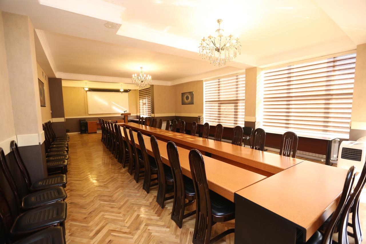 Irshad Hotel Baku Exterior foto